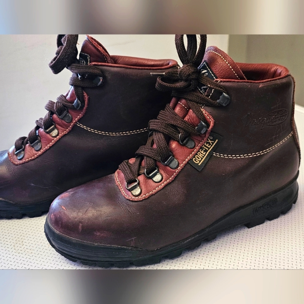 Vasque GORE-TEX waterproof, leather hiking or work boot, women's 7M, like new